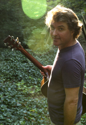 Keller Williams jams Upcountry